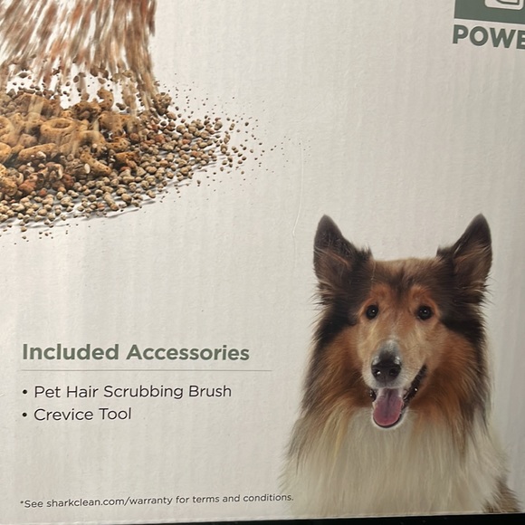 NWT Shark ULTRACYCLONE Pro Vacuum - Picture 8 of 8